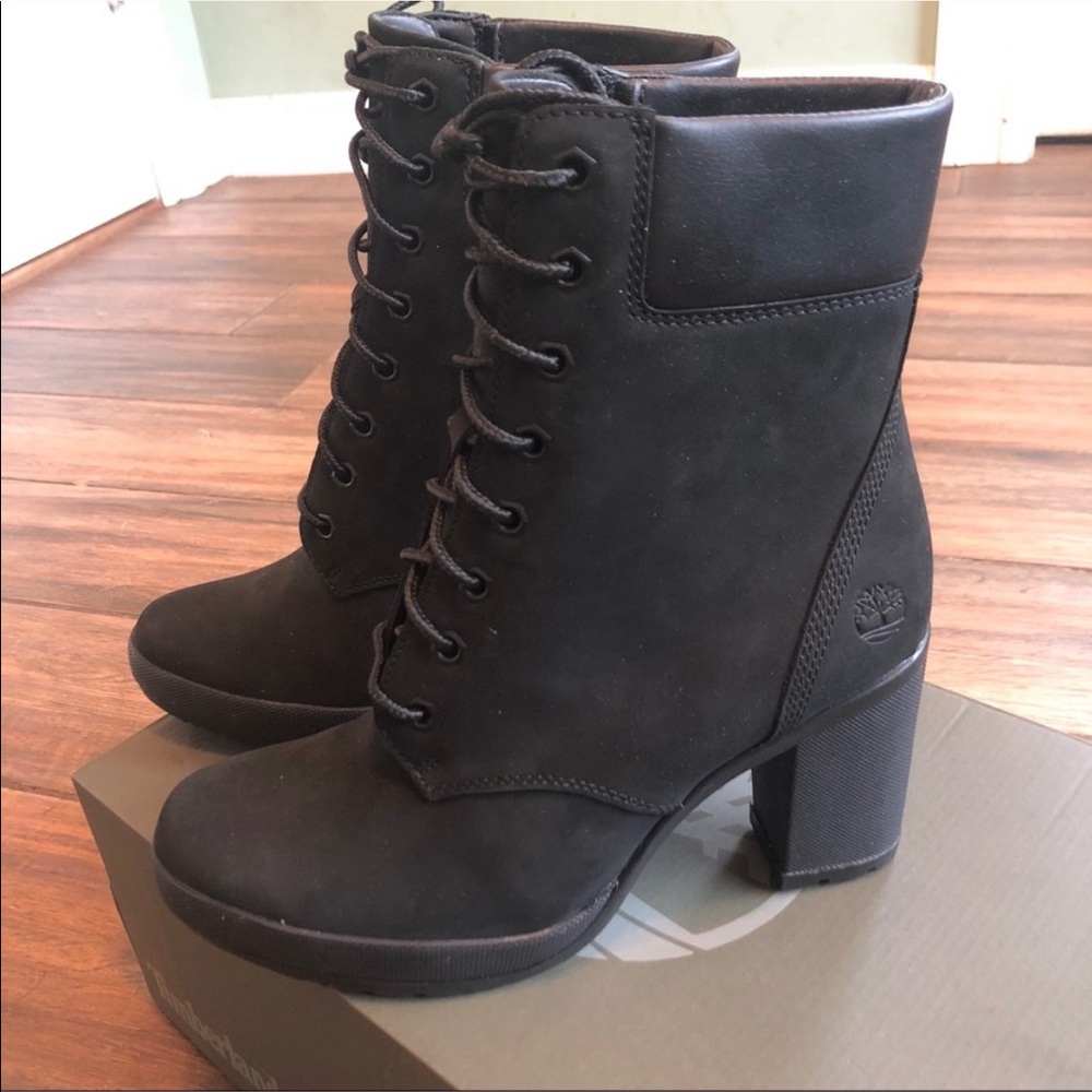 Timberland Leather Lace-Up Tractor Platform Boots - Picture 8 of 16